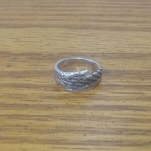 Sterling silver wings ring (adjustable size)
